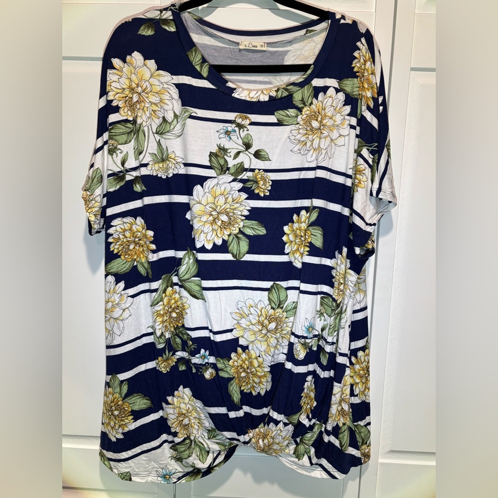 E.Luna Floral and Striped Women's Short Sleeve NWOT